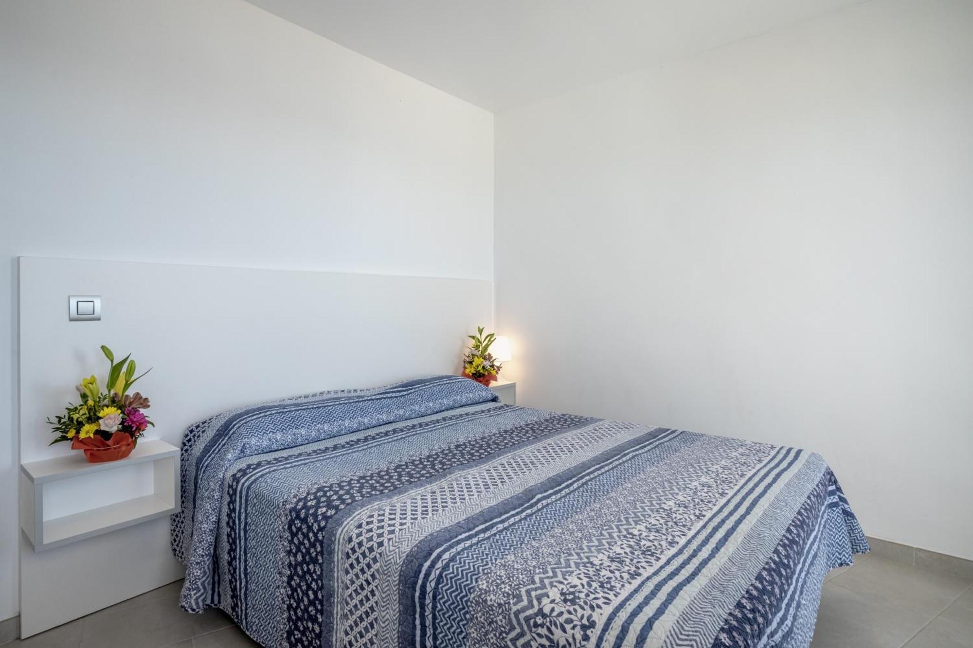 Inmosantos Oasis F5 Lejlighed Roses Eksteriør billede